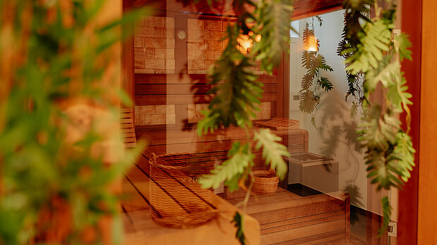 Finnische Sauna – Stadthotel Borken by Hackmann Blick in die finnische Sauna im Wellnessbereich des Stadthotels Borken by Hackmann