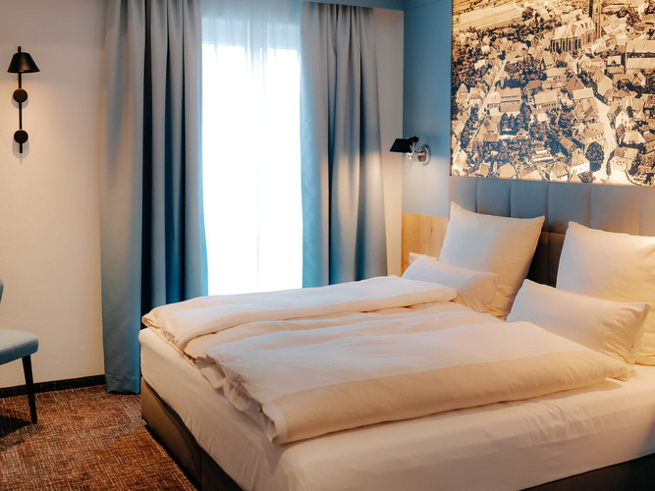 Doppelzimmer Komfort – Hotel Stadthöfe Rhede Komfortables Doppelzimmer im Hotel Stadthöfe Rhede mit heller Einrichtung